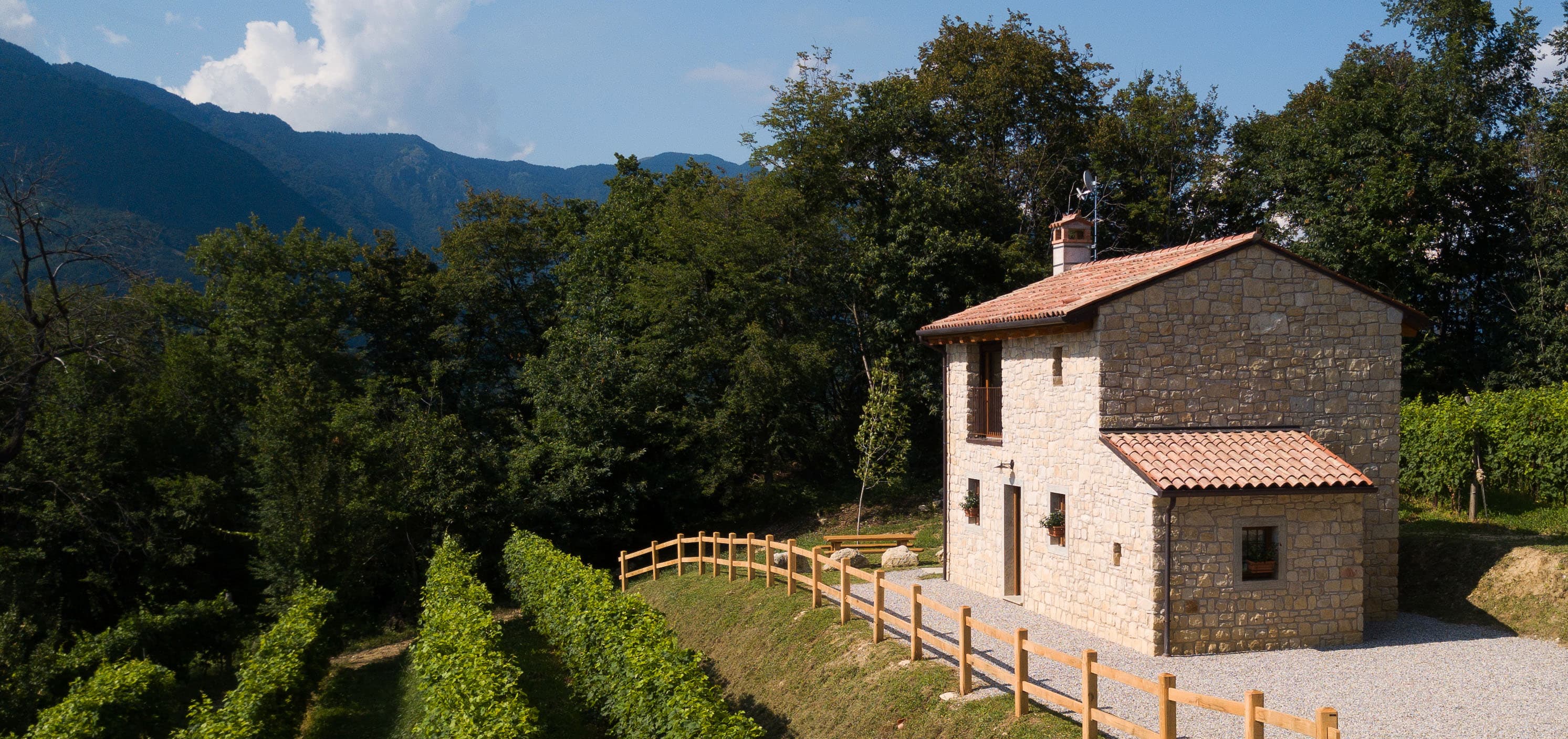 veduta casa ai castagni monte moncader